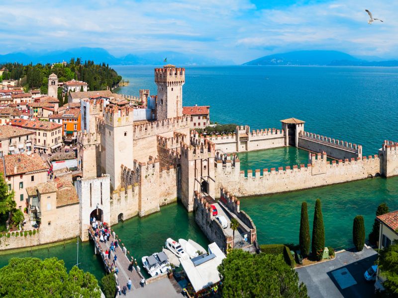Burg Am Gardasee