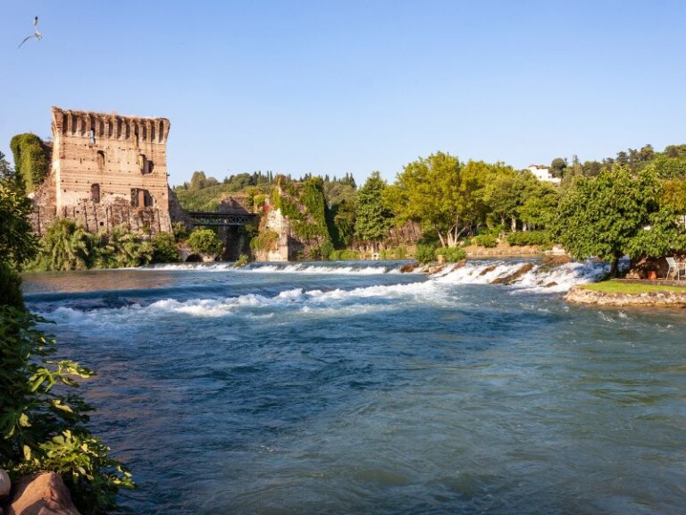 Wochenmarkt in Ponti sul Mincio - Mercato di Ponti sul Mincio Wochenmarkt in Ponti sul Mincio - Mercato di Ponti sul Mincio
